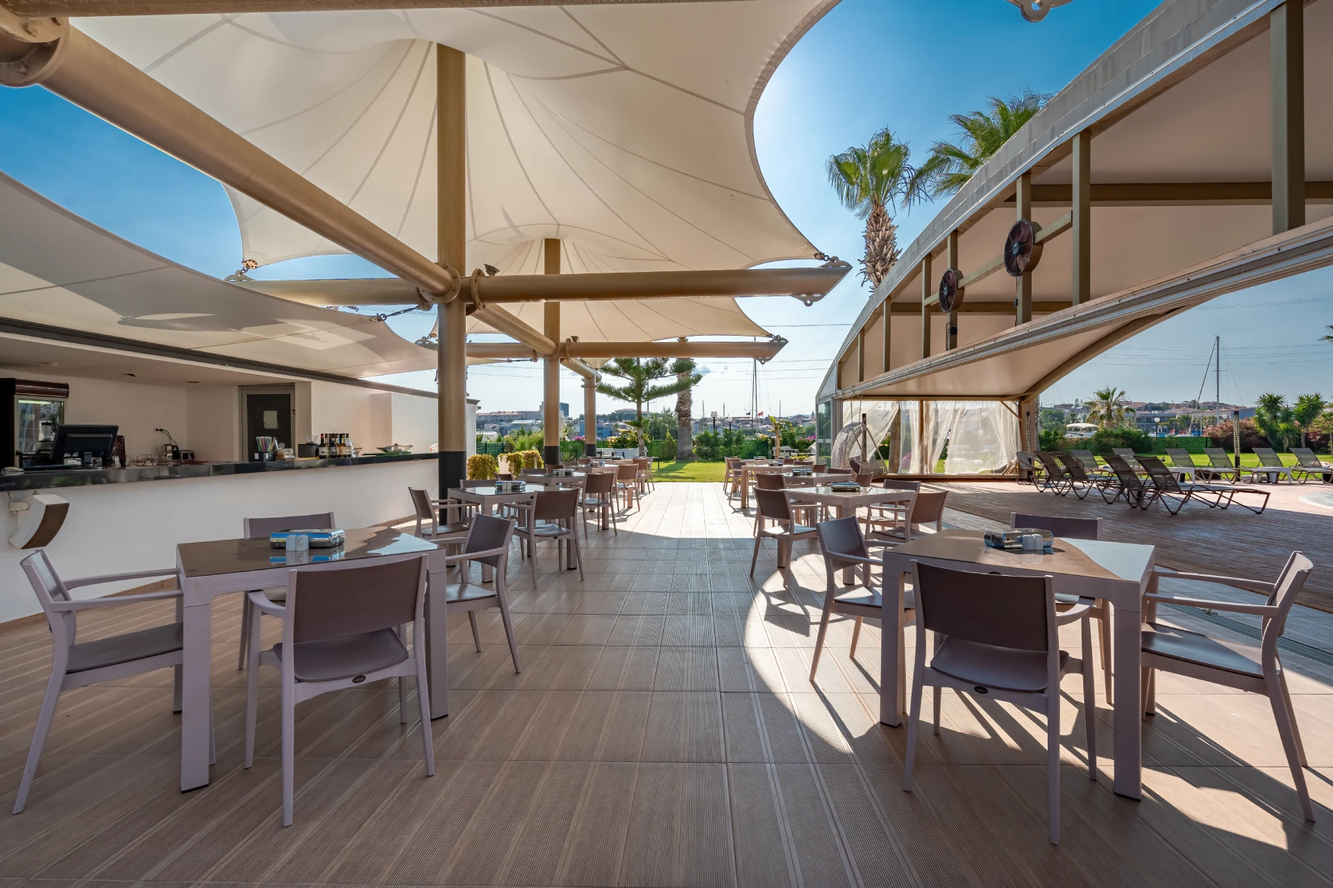 Downtown Pool Bar & Snack